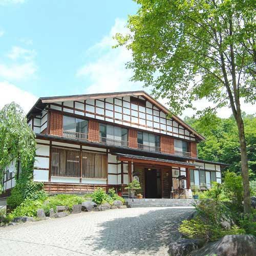 ホテル 貝掛温泉 湯沢市 エクステリア 写真